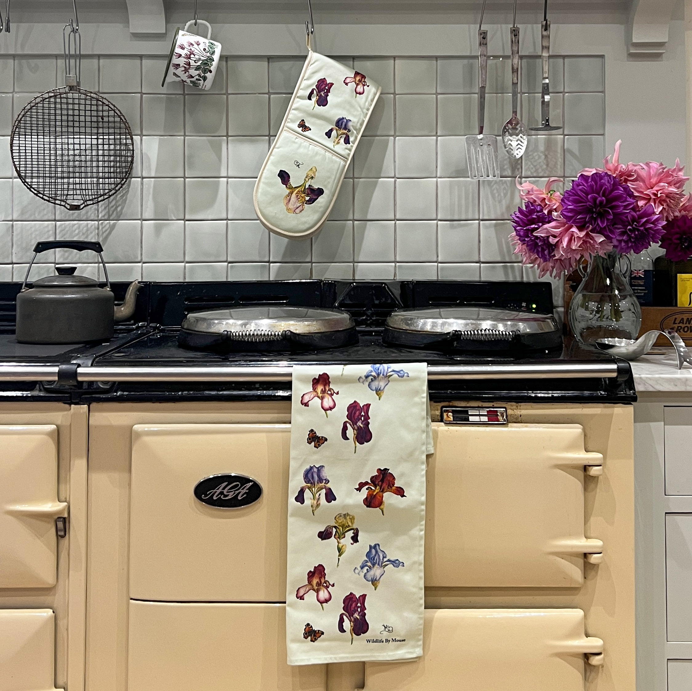 iris oven glove and iris tea towel